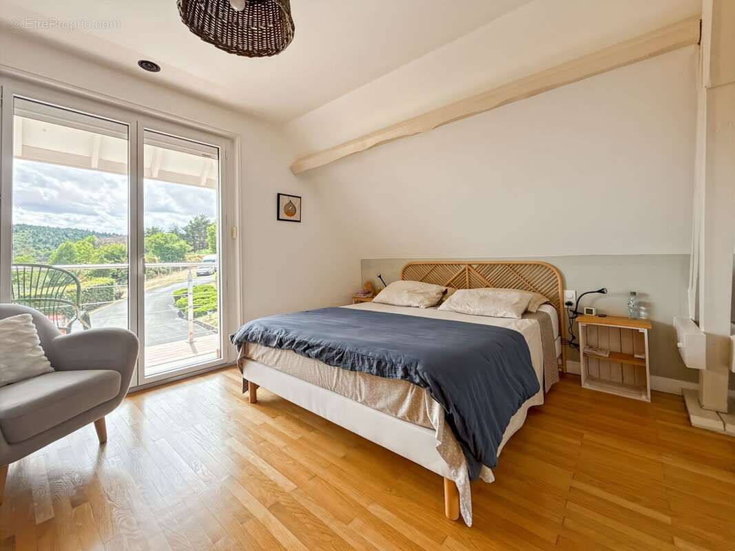 Maison 150 m² à Ecotay-L'olme  - photo 18