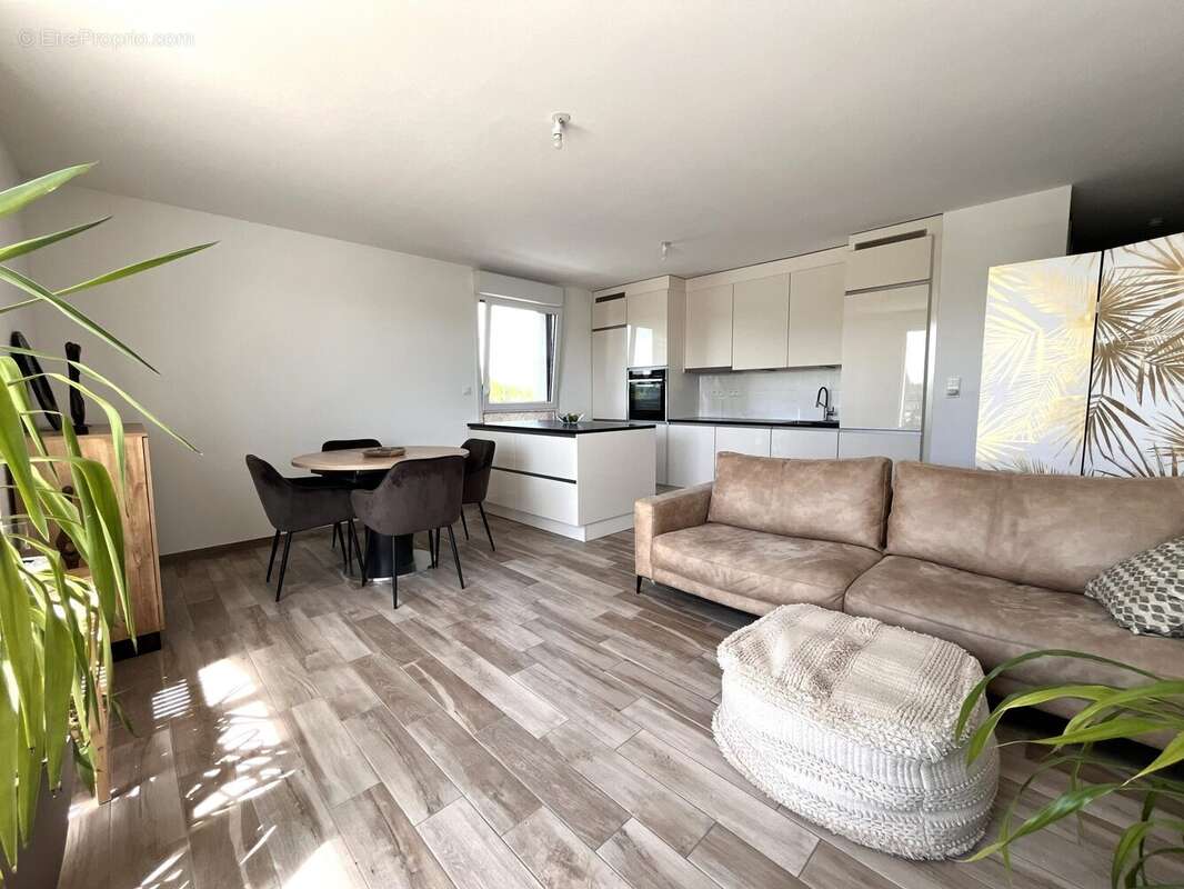 Appartement 65 m² à Saint-Louis  - photo 2