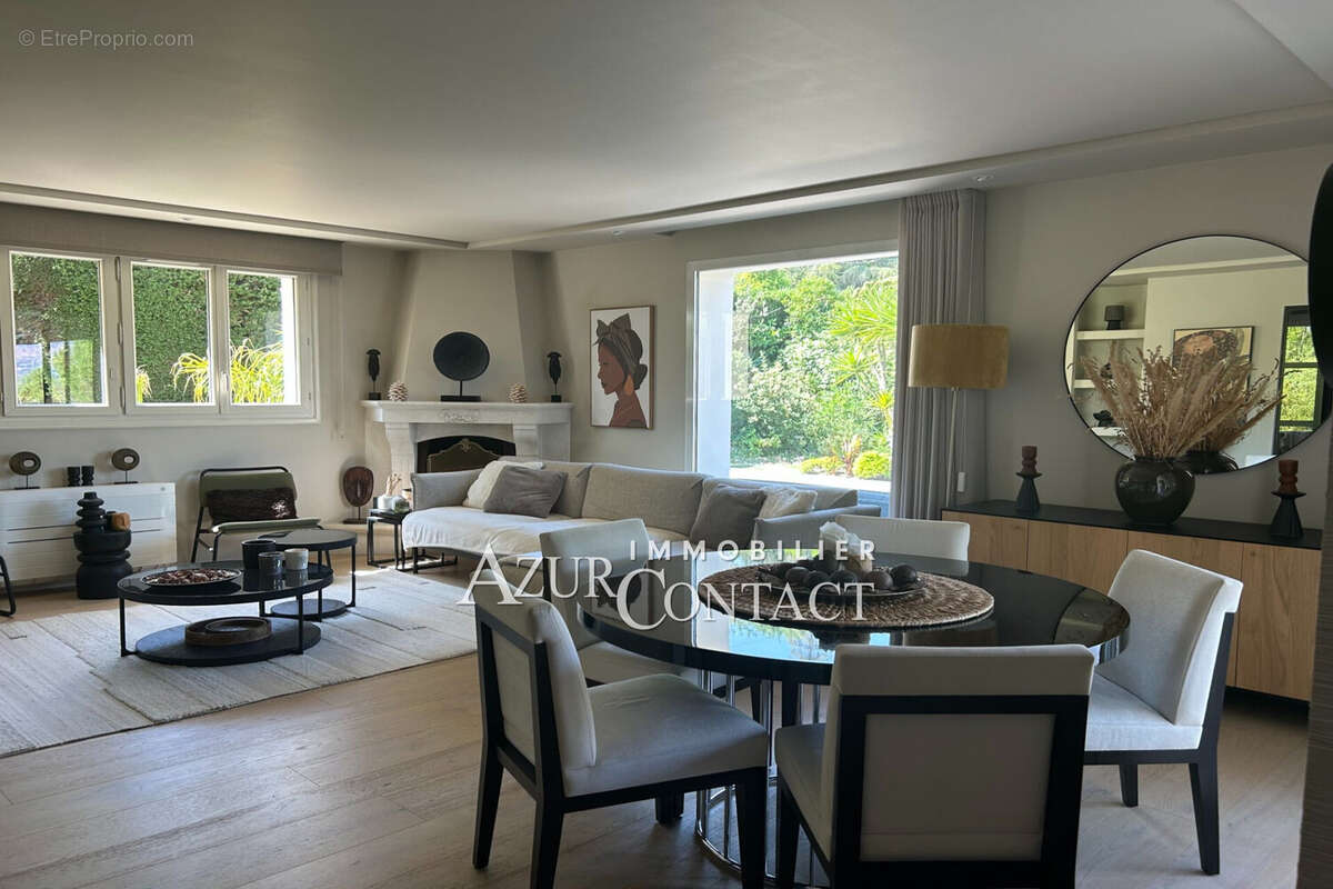 Maison à MOUGINS