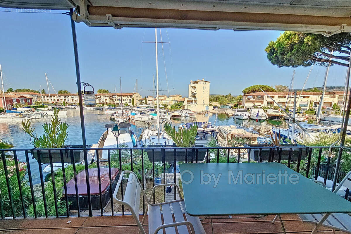 Appartement à GRIMAUD