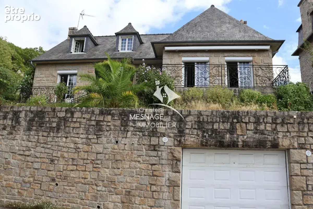 À vendre à l'agence Christelle Mesnage - DINAN centre-ville - photo 2