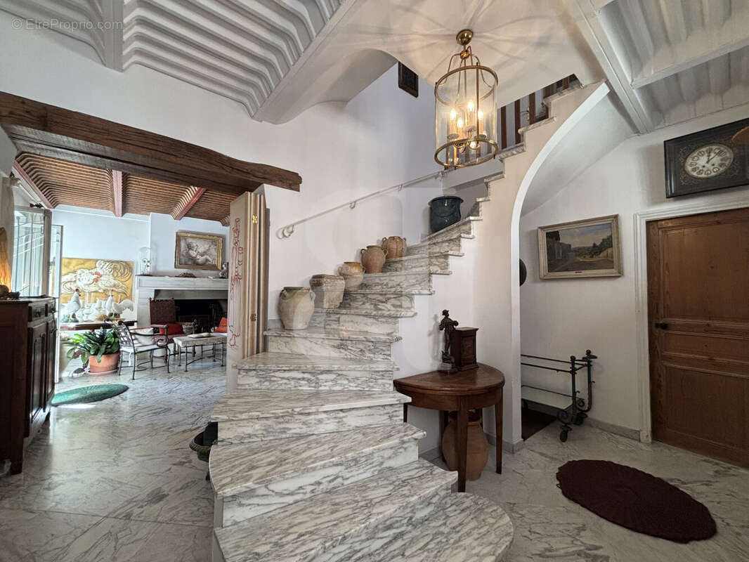 Maison à VAISON-LA-ROMAINE