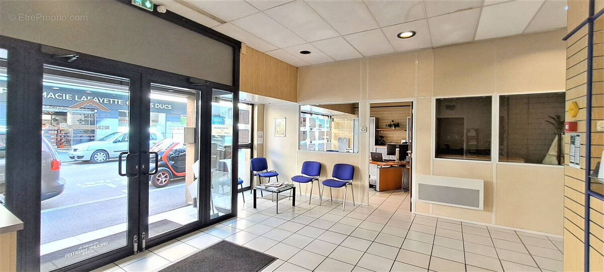 Commerce à CHAMBERY