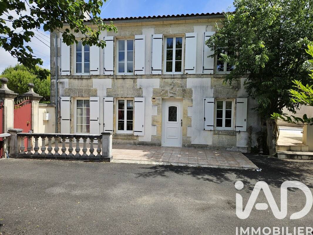 Photo 1 - Maison à ARS