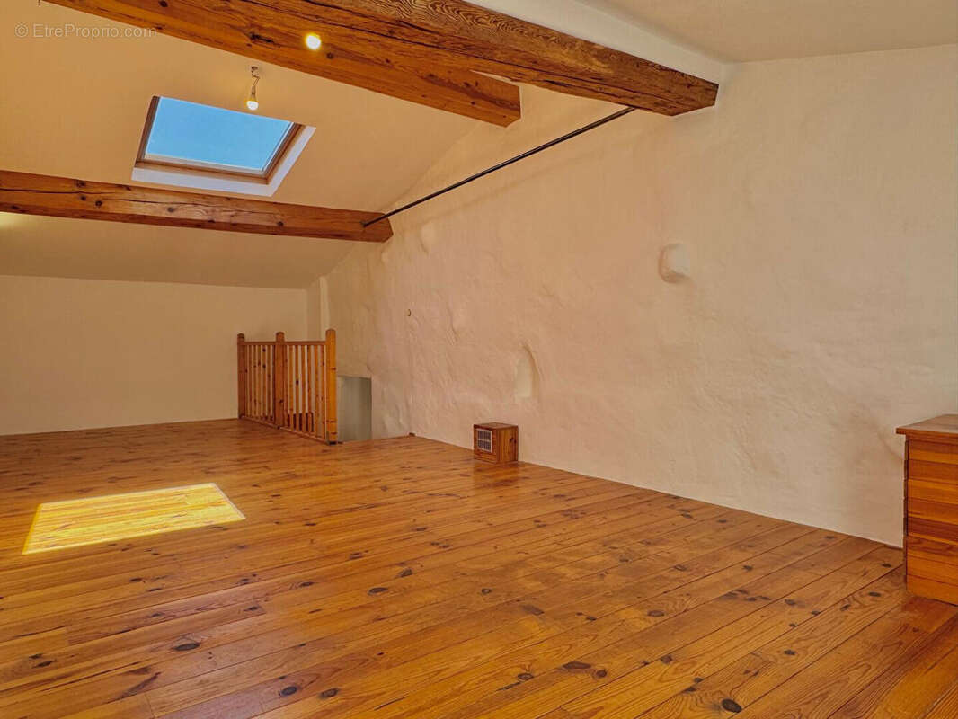 Maison d'environ 140 m2 , 4 pièces, 2 chambres - photo 12