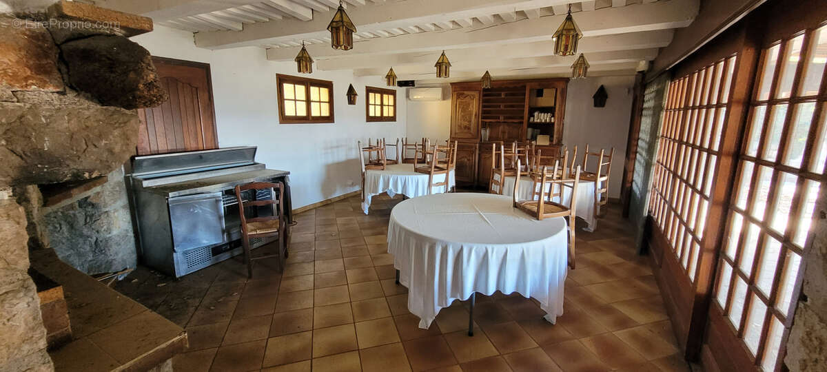 Maison à PEILLE