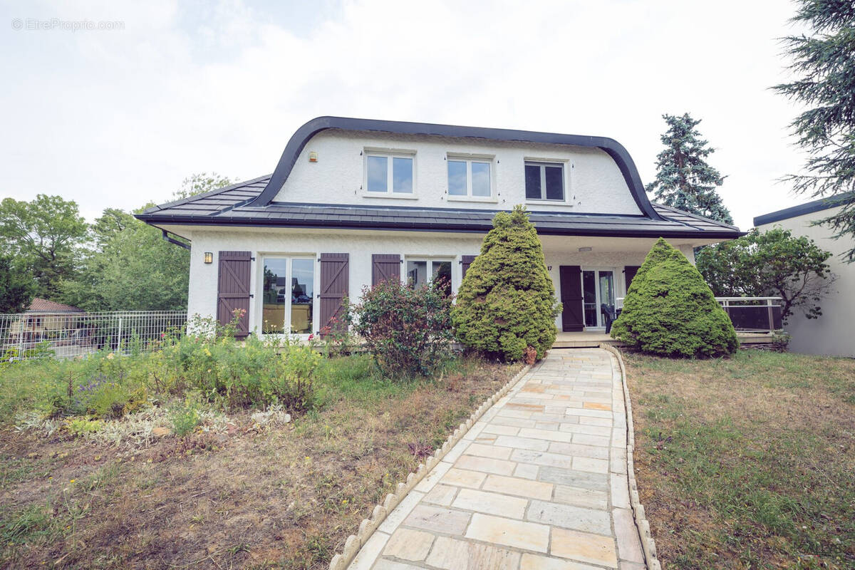 Maison à HETTANGE-GRANDE