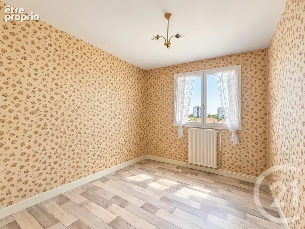 Appartement 4 pièces 67 m² à vendre à Chartres (28000) - photo 11