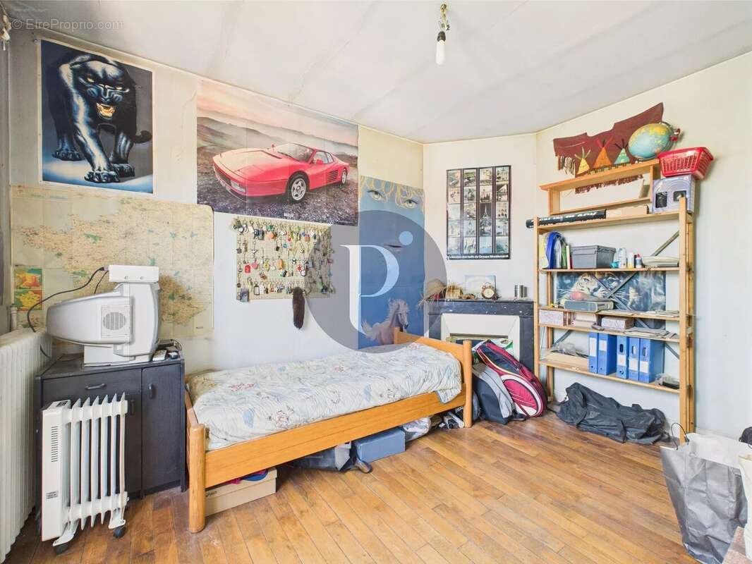 Maison à VERRIERES-LE-BUISSON