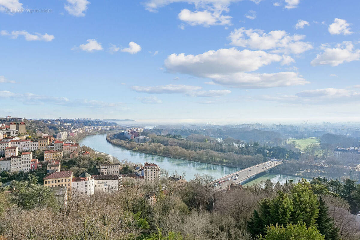 Appartement à LYON-4E
