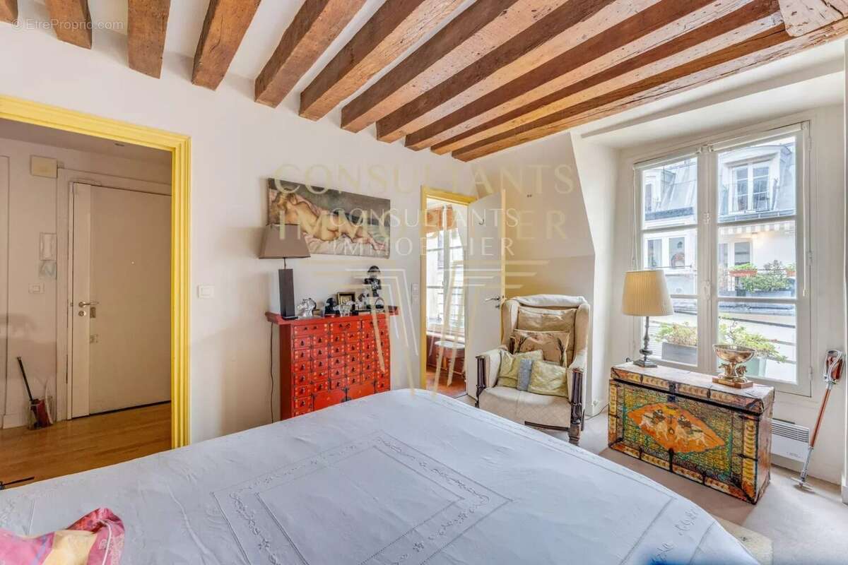 Appartement à PARIS-6E