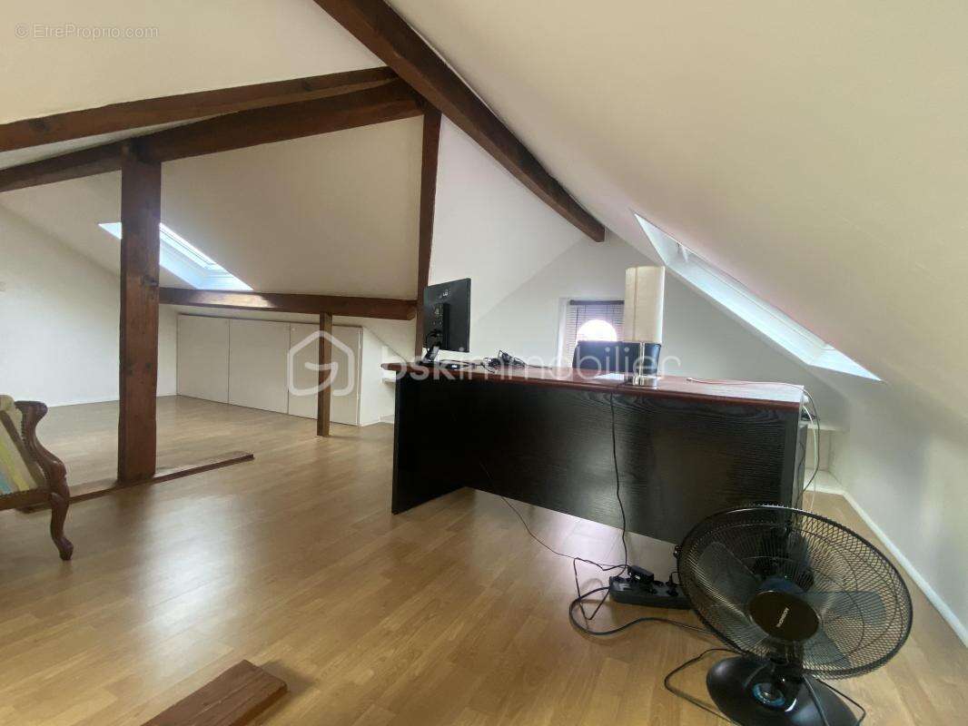 Maison à VAIRES-SUR-MARNE