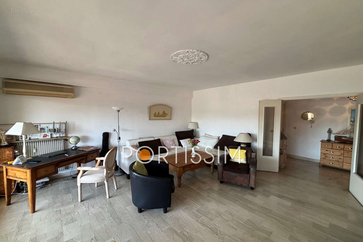 Appartement à CAGNES-SUR-MER