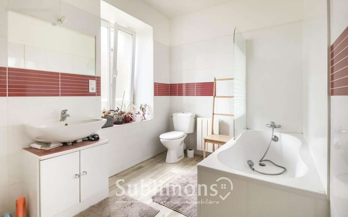 Appartement à MOHON