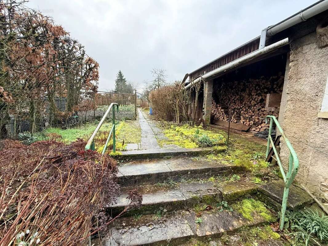 Maison à LIFFOL-LE-GRAND