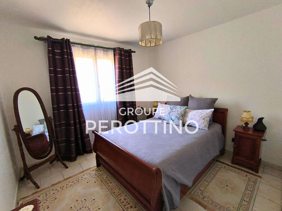 Maison à LA DESTROUSSE