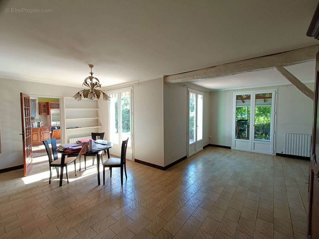 Maison à VALDIVIENNE