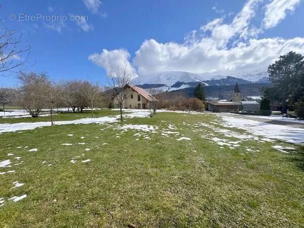 Terrain à SAINT-THEOFFREY