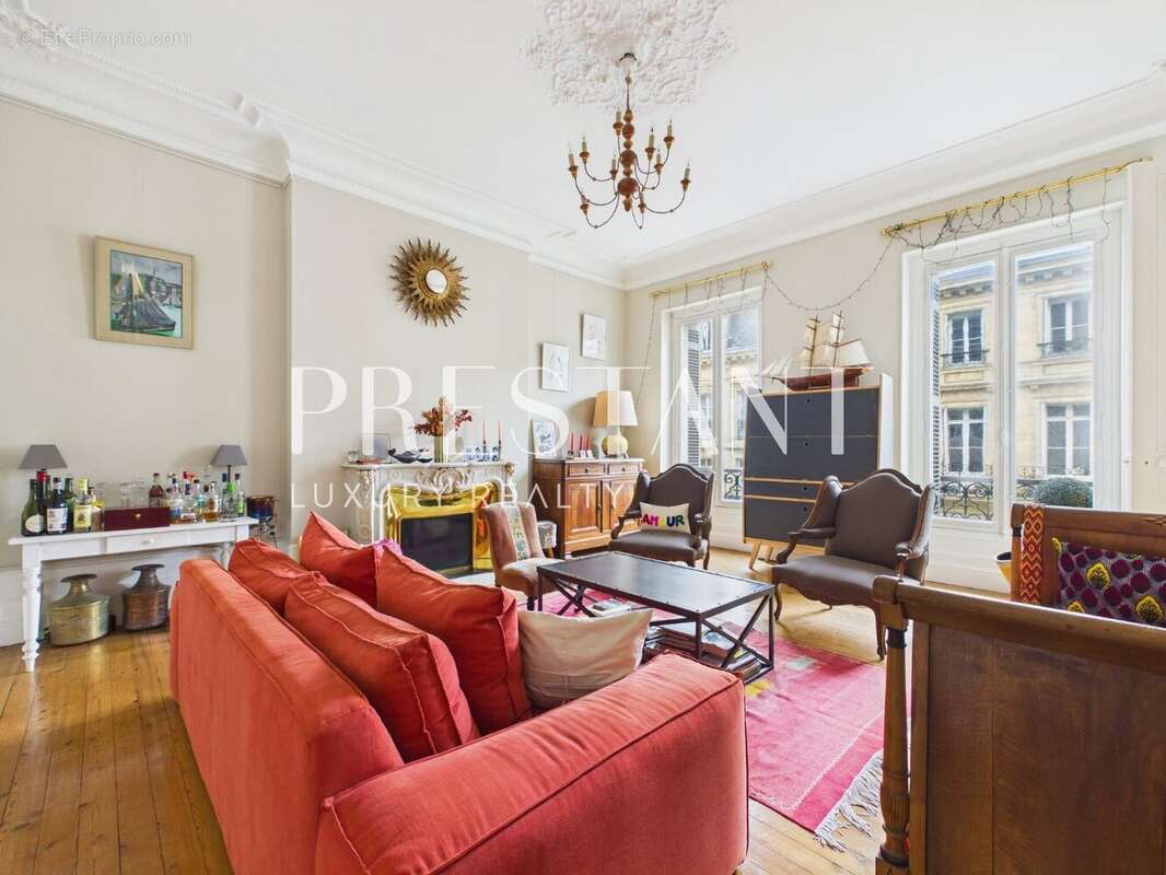 Appartement à BORDEAUX