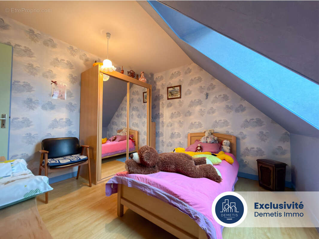 Maison à YVRE-L'EVEQUE