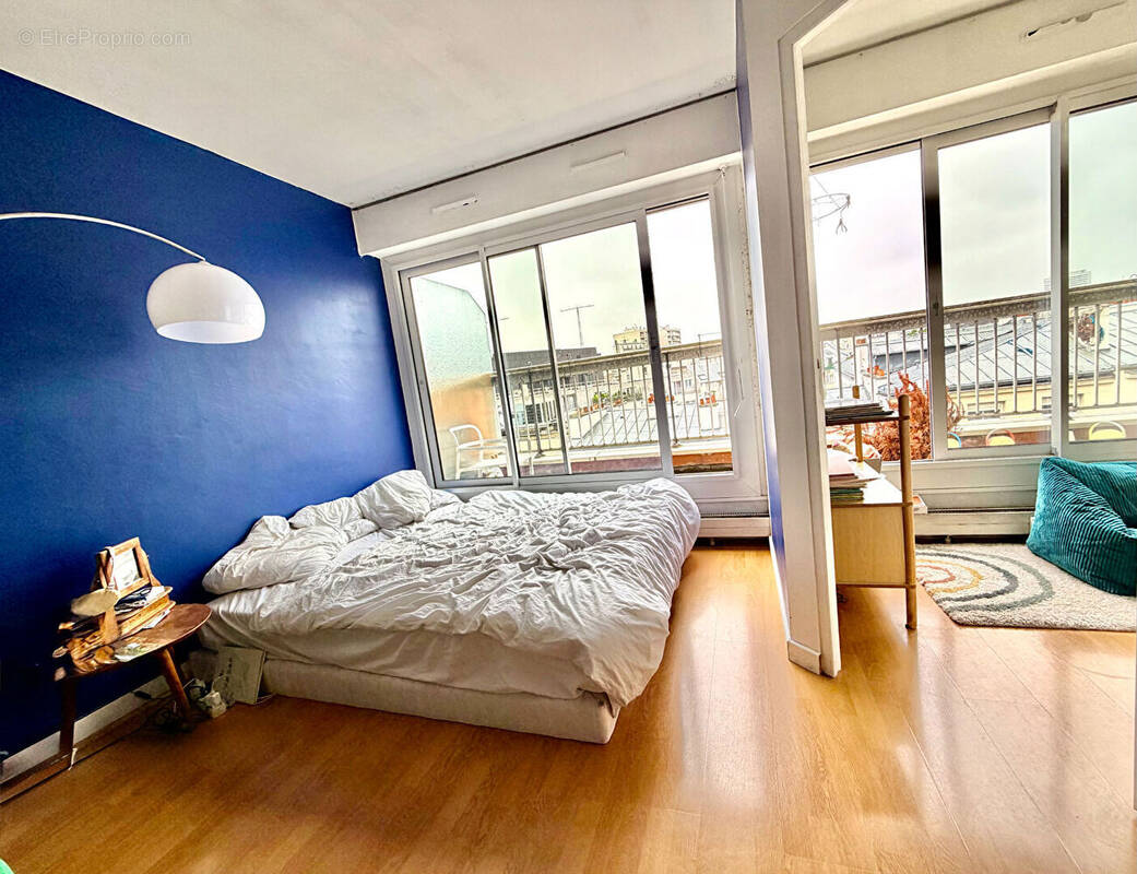 Appartement à PARIS-19E