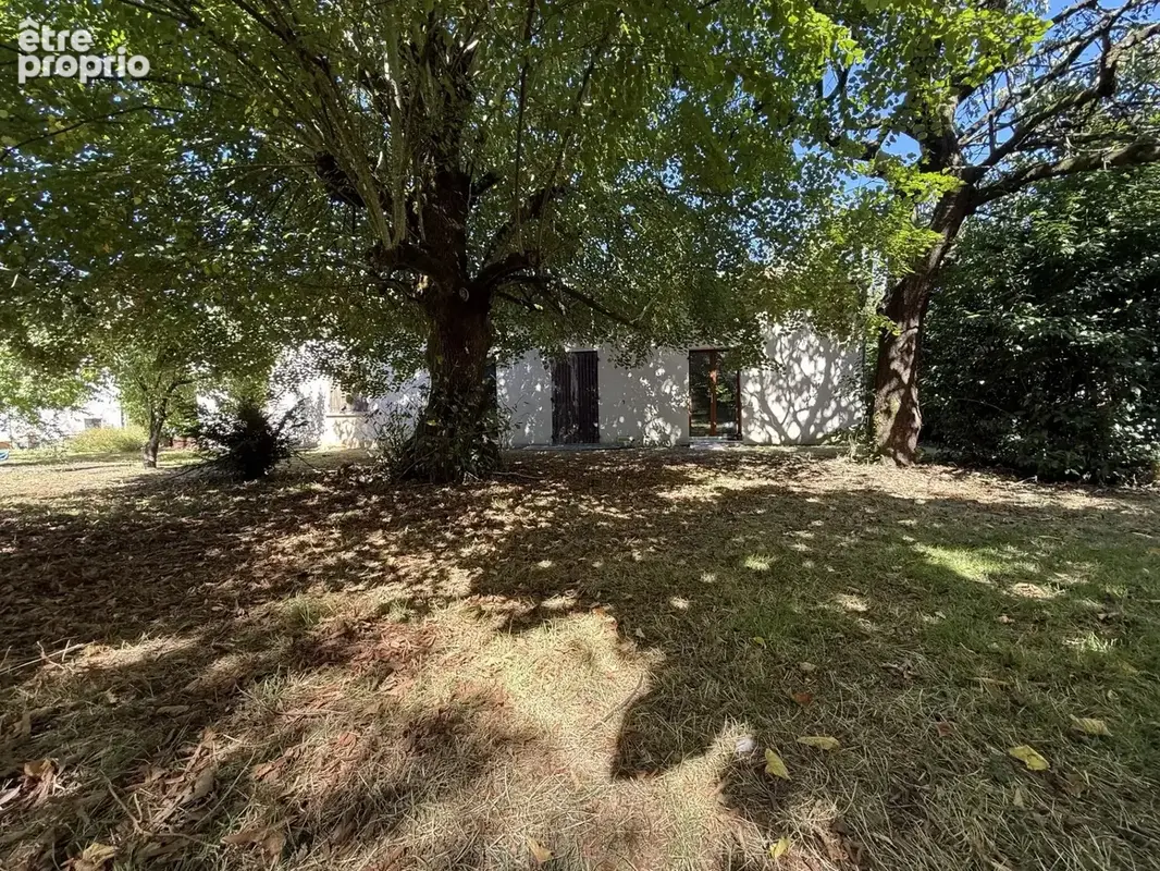 PIED PIED avec 4600m² Terrain bien arboré - photo 13