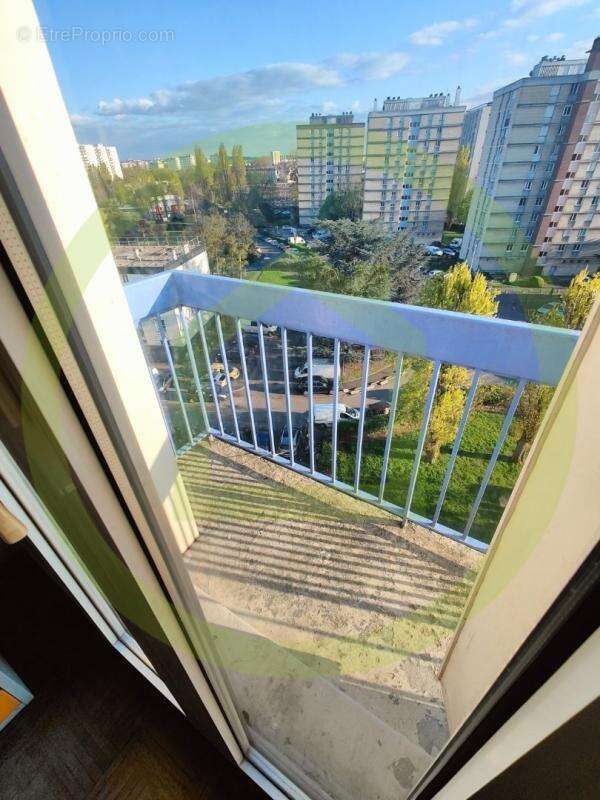 Appartement à AULNAY-SOUS-BOIS