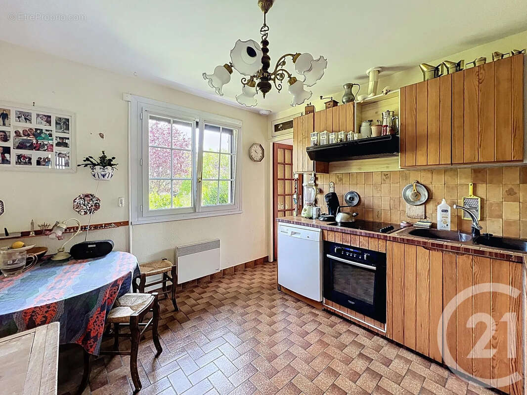 Maison à HAUTEVILLE-LES-DIJON