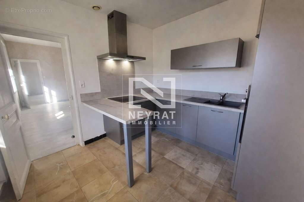 Appartement à MONTCEAU-LES-MINES