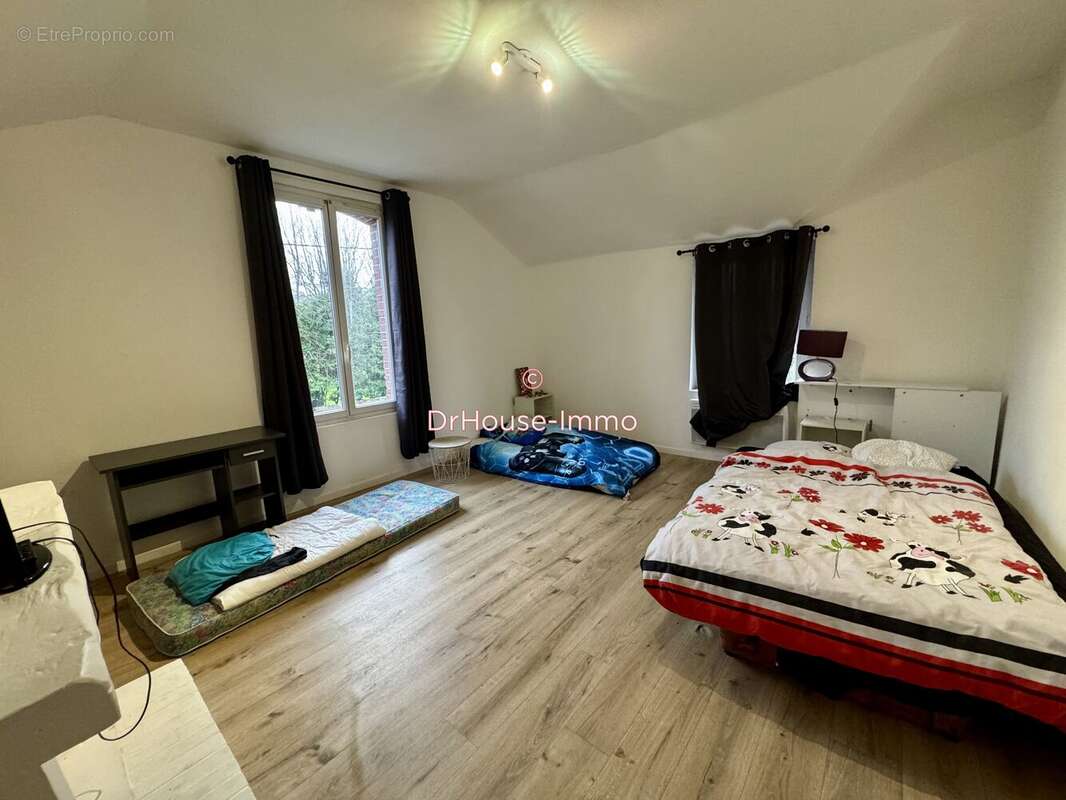 Maison à ARQUES-LA-BATAILLE