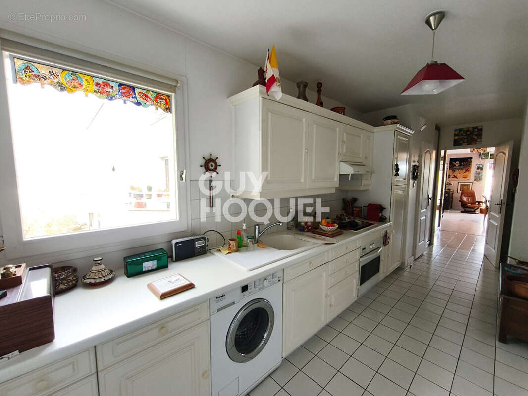 Appartement à ROSNY-SOUS-BOIS