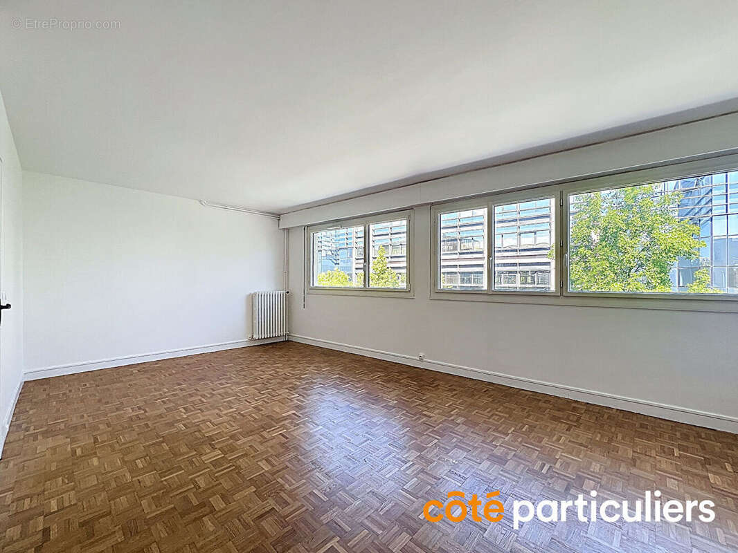 Appartement à ISSY-LES-MOULINEAUX