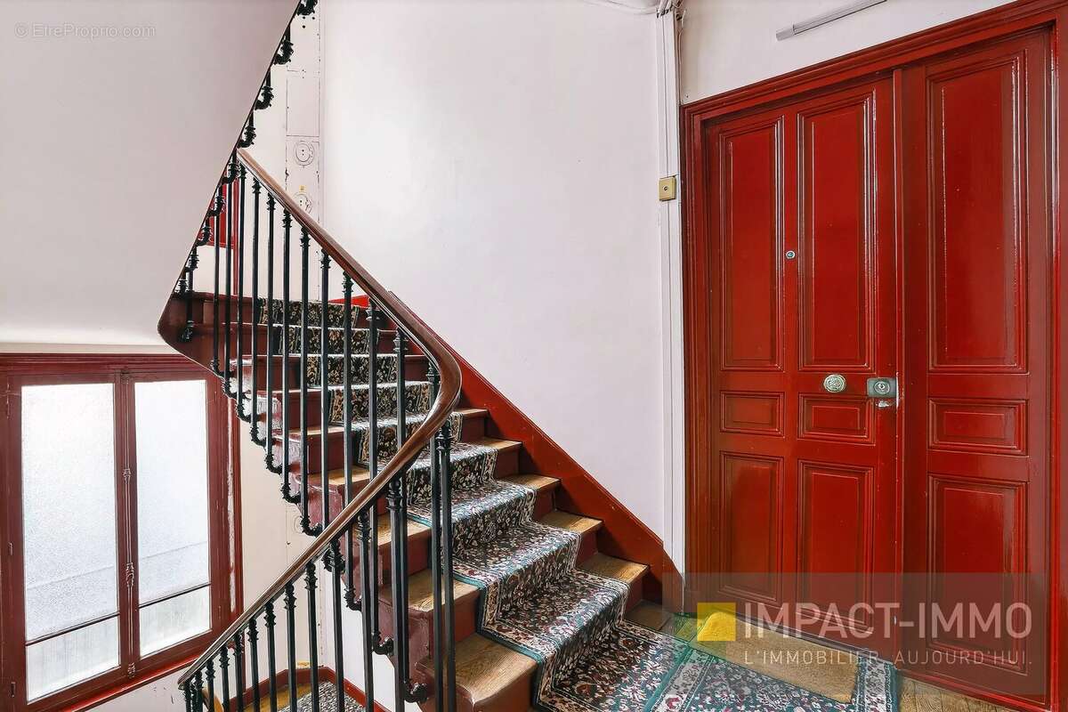 Appartement à LEVALLOIS-PERRET