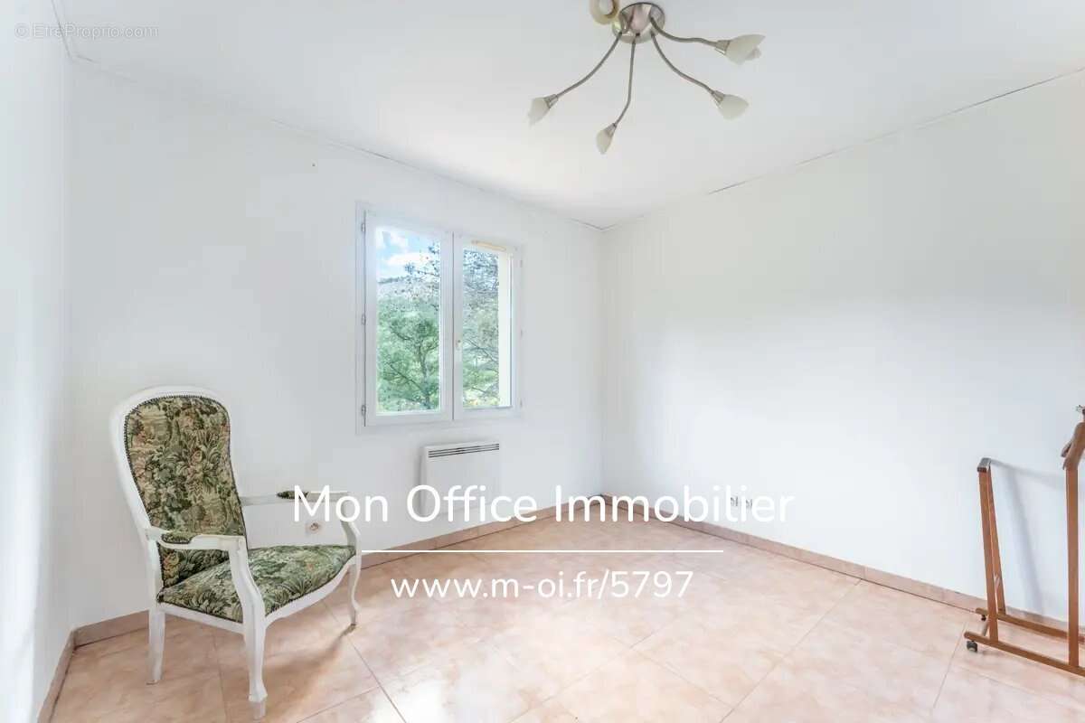 Référence : 5797-GBE - Maison 5 pièces avec piscine et pool house - photo 19