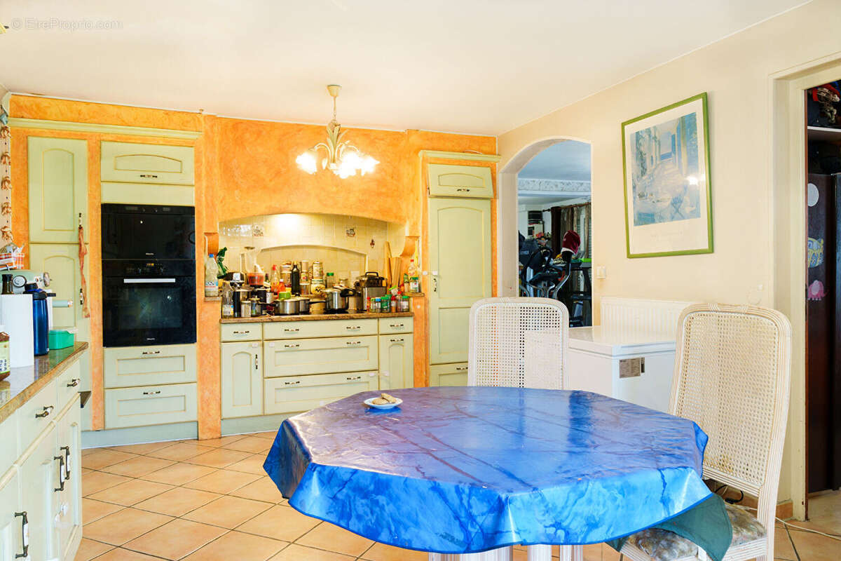 Maison à VETRAZ-MONTHOUX