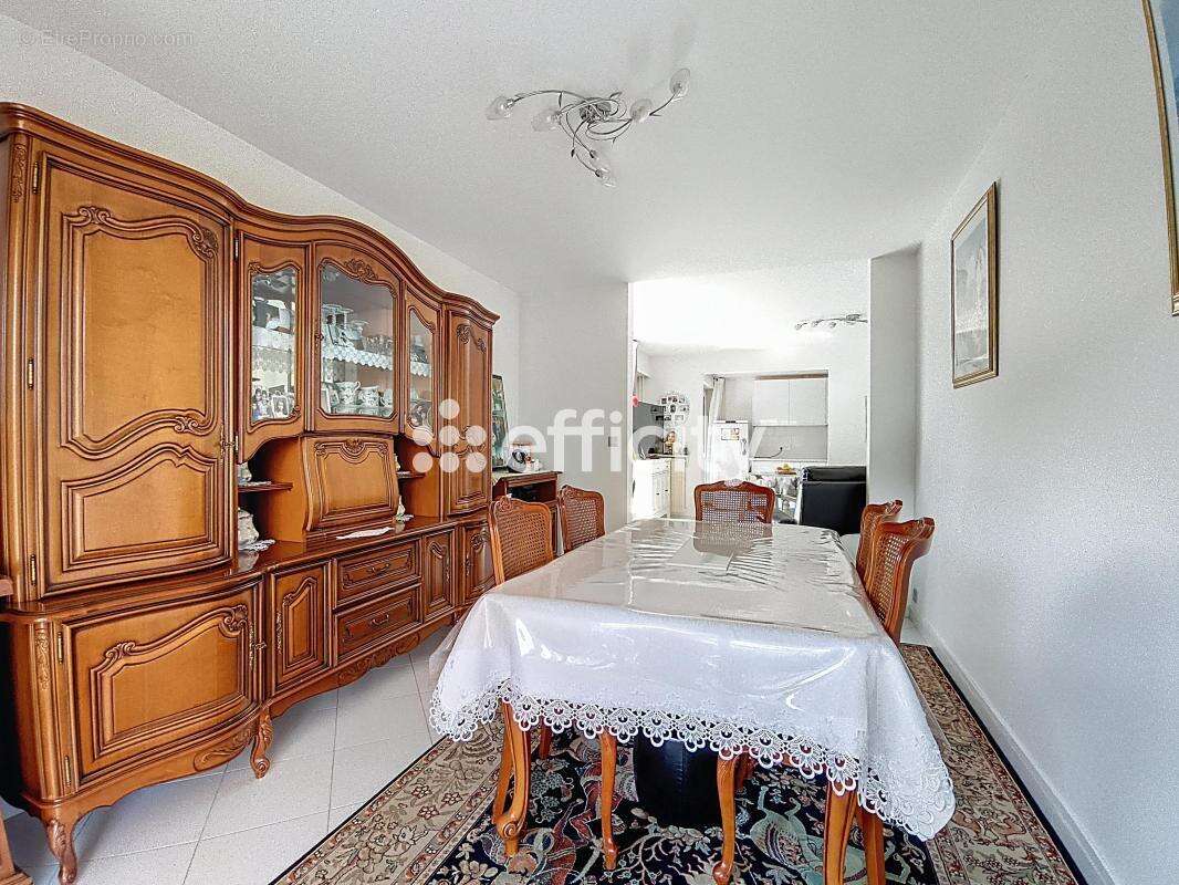 Appartement à SAINT-GRATIEN