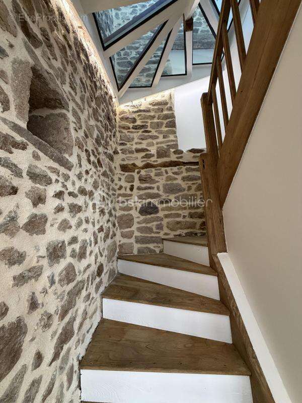 A 50 mètres du port - maison de ville - triplex - vannes - photo 6