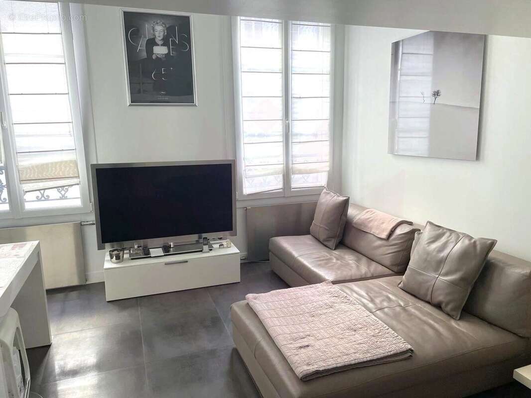 Appartement à PARIS-9E