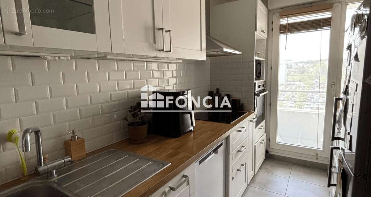 Appartement à SAINT-GRATIEN