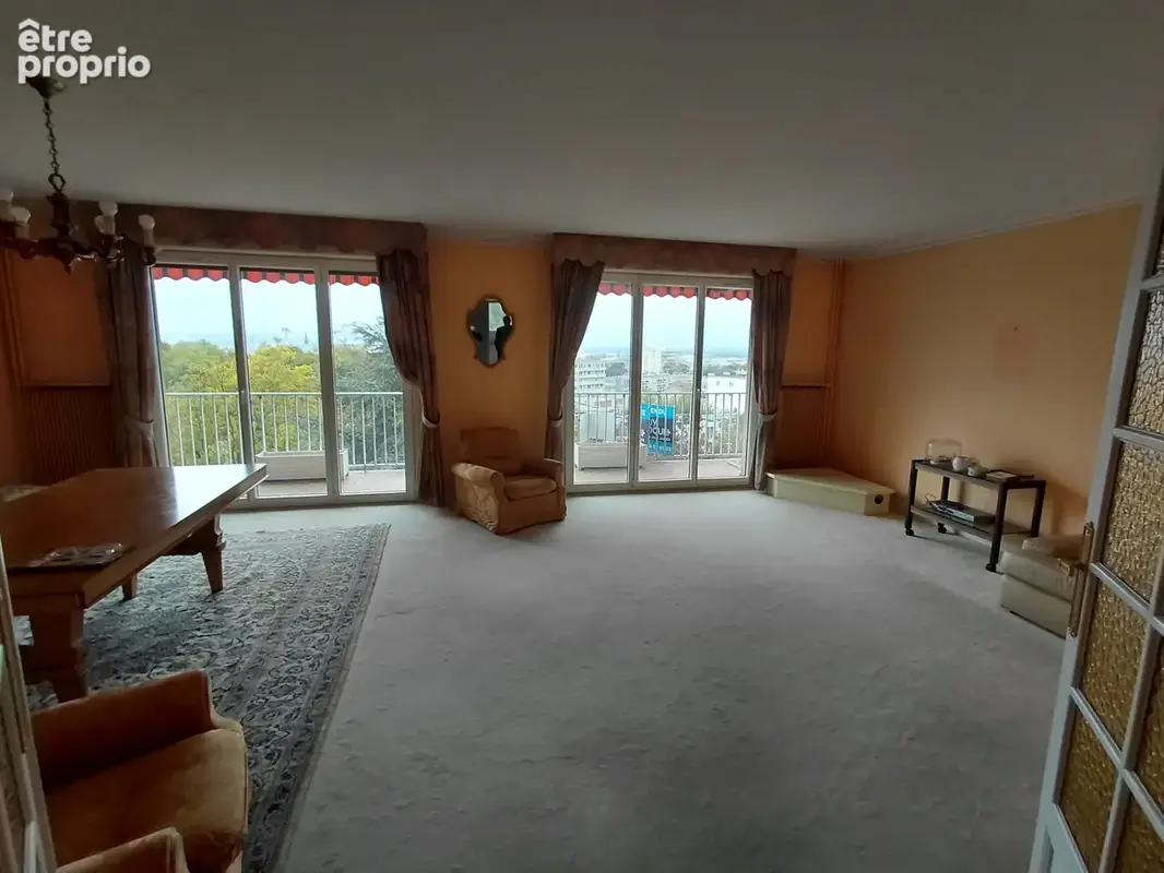 Bel appartement t6 - secteur pommery - photo 3