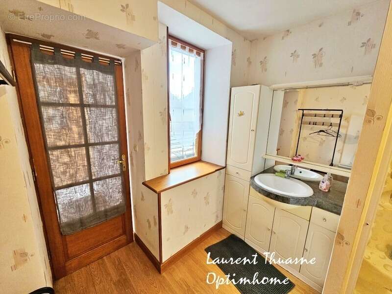 Maison à BADEFOLS-D'ANS