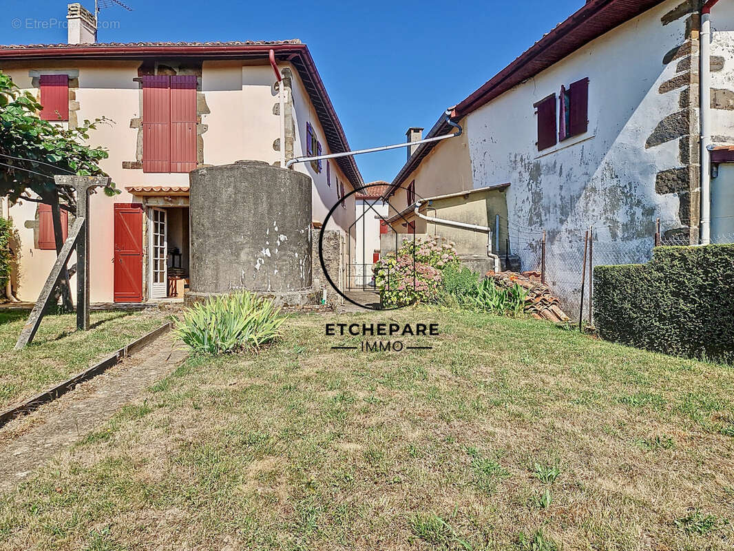 Ensemble immobilier composé de 2 maisons - photo 29