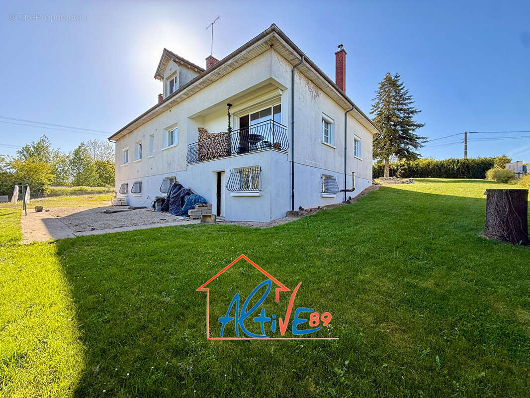 Maison à CHENY