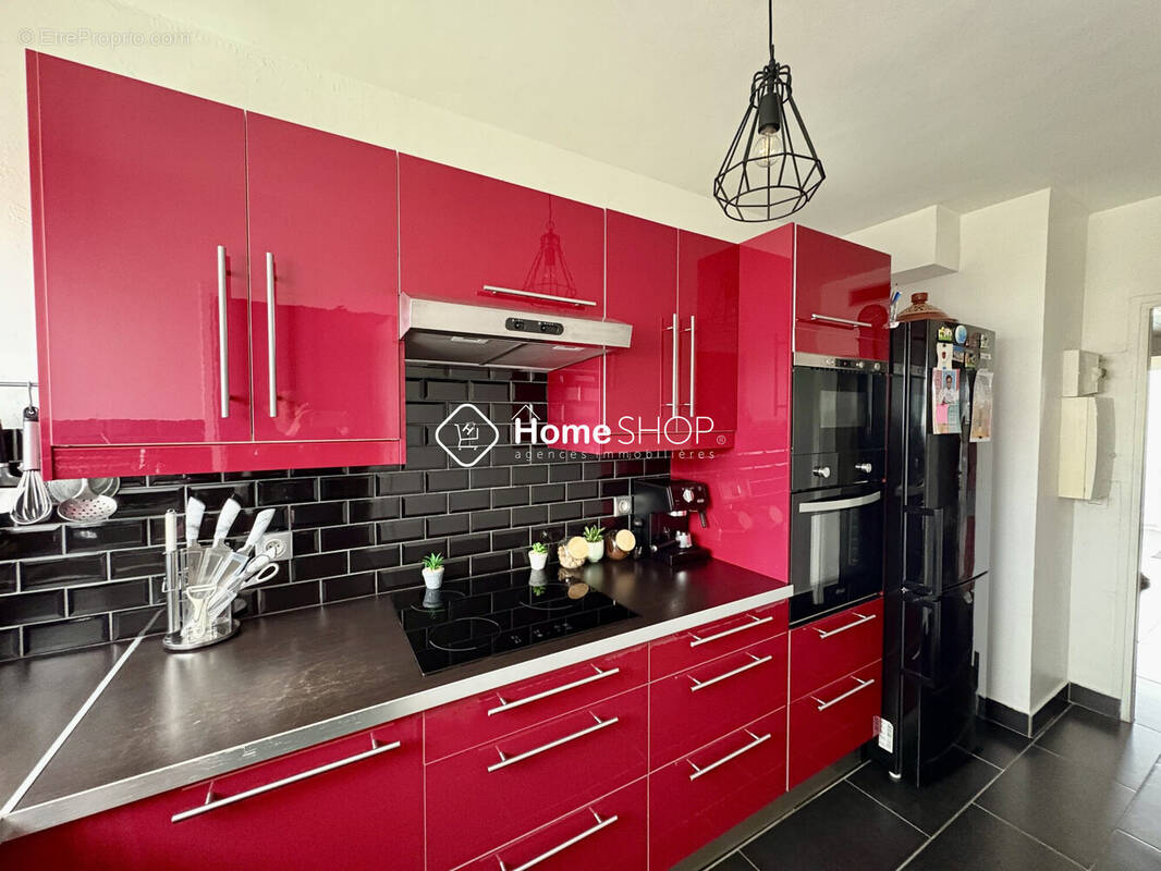 Appartement à SEPTEMES-LES-VALLONS