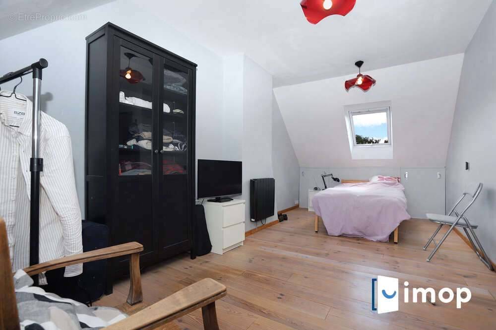 Maison rénovée avec piscine - photo 9