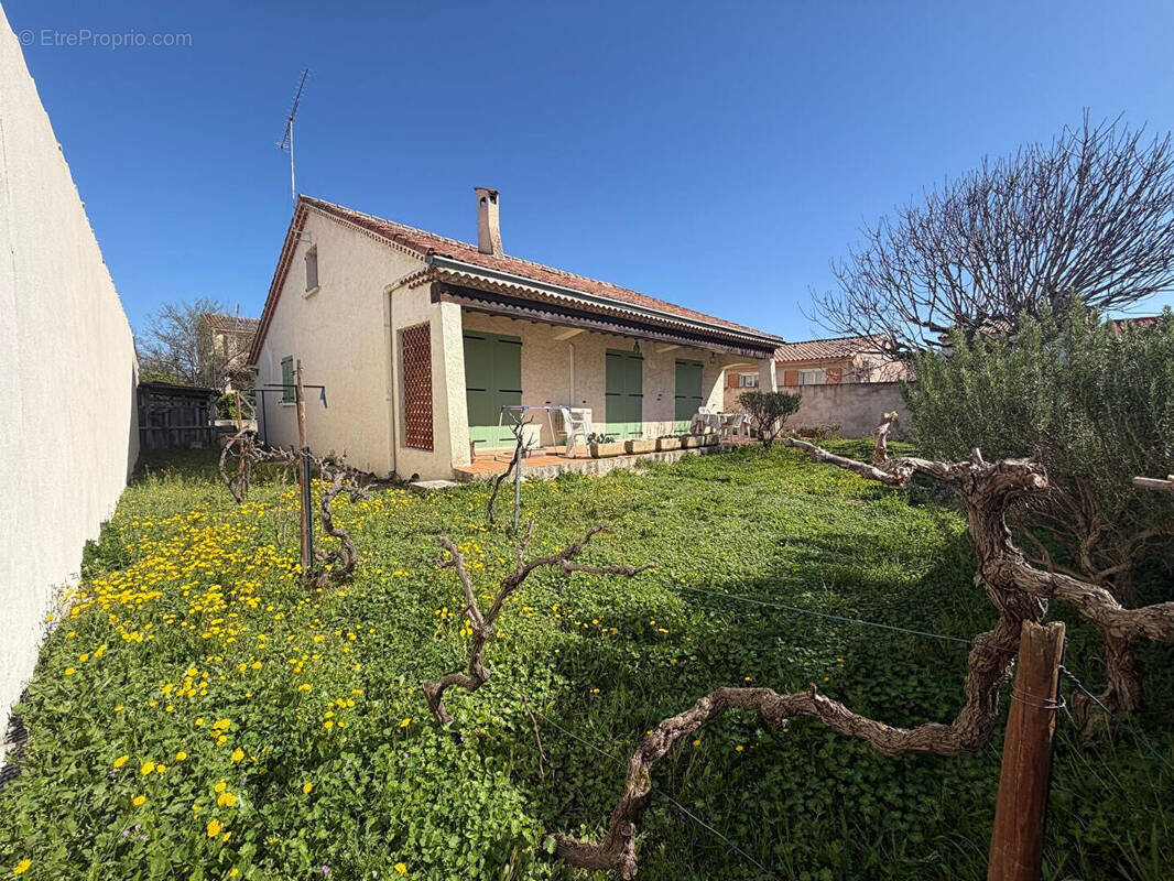 Photo 1 - Maison à SIMIANE-COLLONGUE