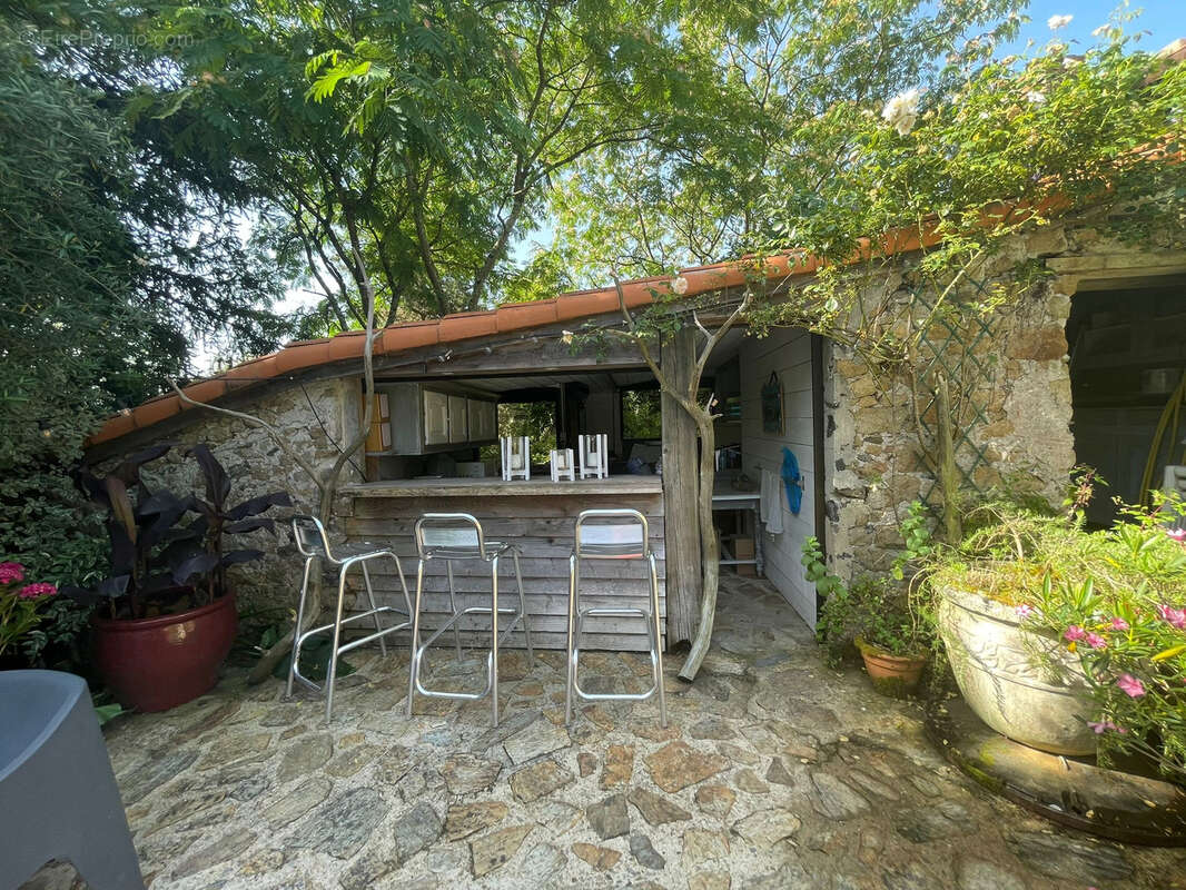 Maison à FROSSAY