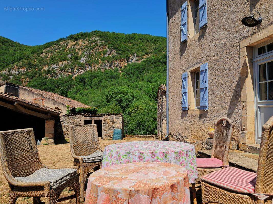 Maison 184 m² à Bruniquel  - photo 2