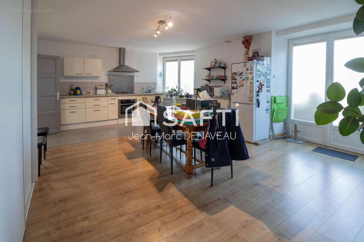 Photo 5 - Maison à THOUARS