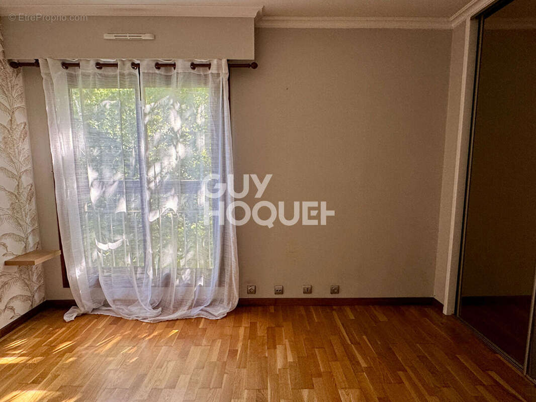 Appartement à ATHIS-MONS